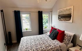 Luxury Retreat Beach House - Sleeps 6
